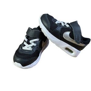 Nike Air Sneakers Green & Black‎ SZ. 7C.Hook & loop closures leather & canvas.